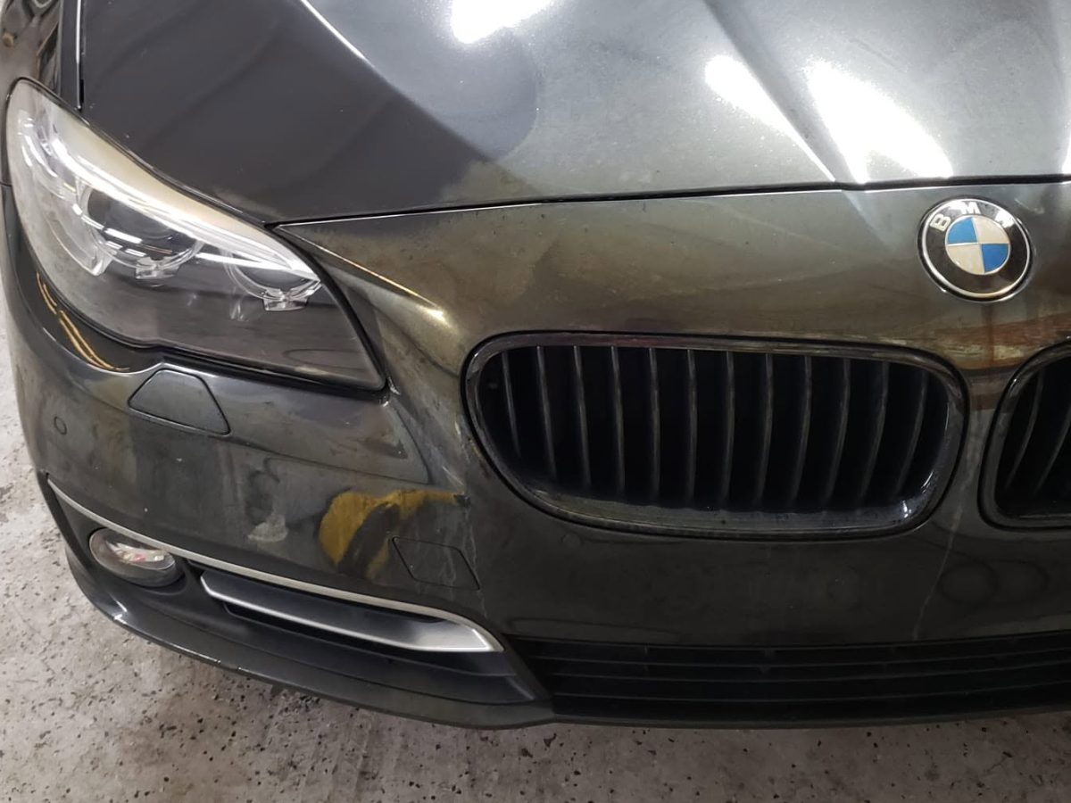 BMW front end before vinyl wrap