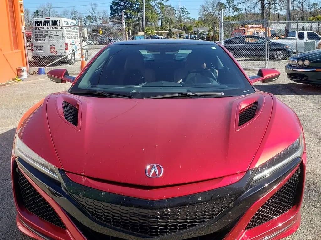 Acura NSX before vinyl wrap